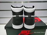  Air Jordan 1 OG HIGH Black and White  555088-010  - 4