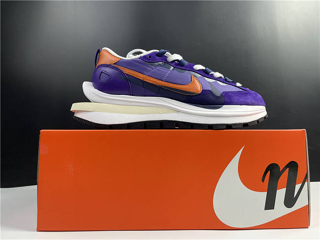 Nike Vaporwaffle sacai Dark Iris DD1875-500 - 1