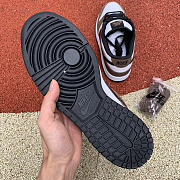 Nike Dunk SB Low Black Snake Gum 304292-045 - 2