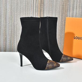  LOUIS VUITTON  ANKLE BOOT