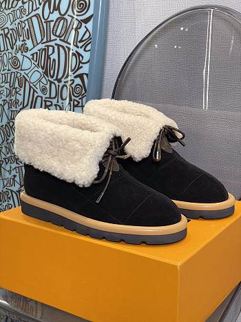 Louis Vuitton Snow Boots Black