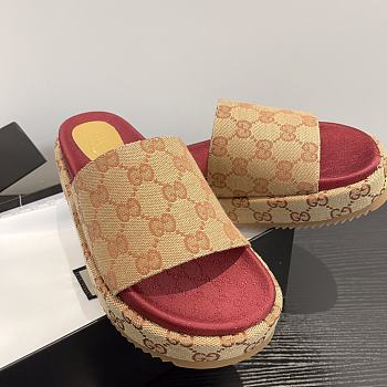 Gucci GG Supreme platform sandals
