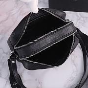 Prada Black Medium Leather Bag 22cm*14cm*8cm - 2
